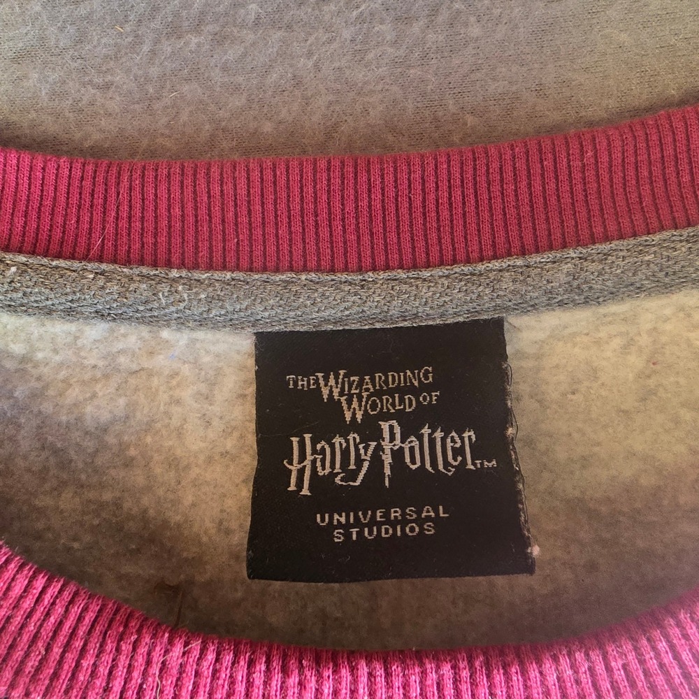 Harry Potter Gryffindor Sweatshirt Universal Studios Grey Maroon Raglan Medium - Picture 5 of 16
